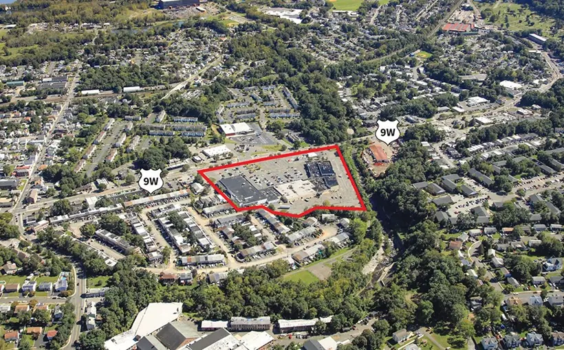 JLL arranged the sale of Samnsondale Plaza, a grocery-anchored shopping center in West Haverstraw, NY