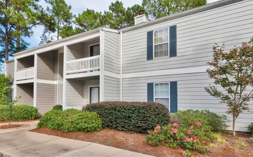 Morrison Avenue Capital has purchased Park West apartments in Mobile, AL for $30.8 million.