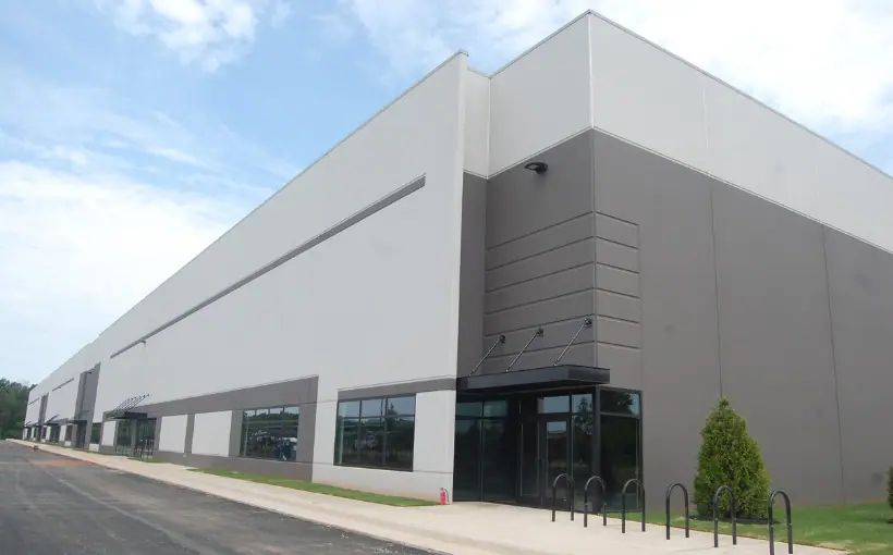 LaserShip has leased 105,000 square feet of industrial space at Stonecroft Industrial Center in Chantilly, VA.