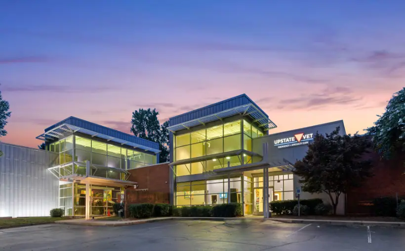 Clarity Veterinary Real Estate has acquired two buildings leased to Upstate Veterinary Emergency + Specialty Care in Greenville, SC.