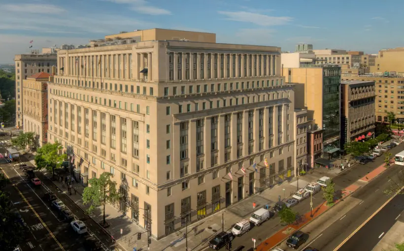 Grosvenor has refinanced 1500 K Street, NW in Washington, DC with an $82.1-million first mortgage provided by Helaba.