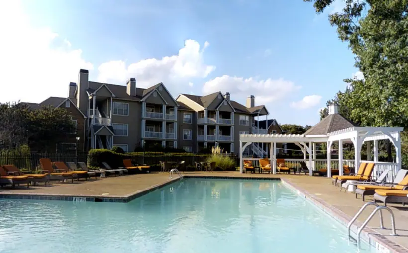 Fogelman Properties has acquired Appling Lakes apartments in Cordova, TN.