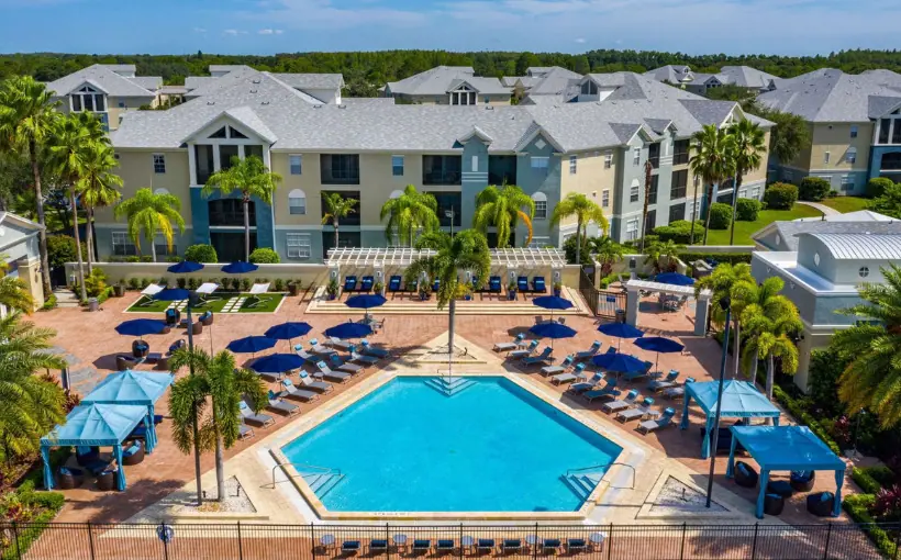 Berkadia has arranged $64.1 million financing for the acquisition of 325 units at Arbors at Carollwood in Tampa, FL.
