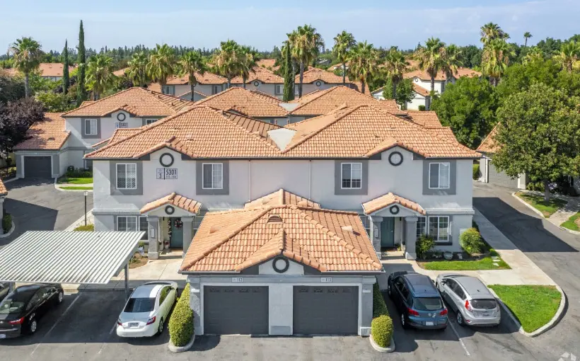 Berkadia Completes $82M Sale of Fresno Multifamily Community