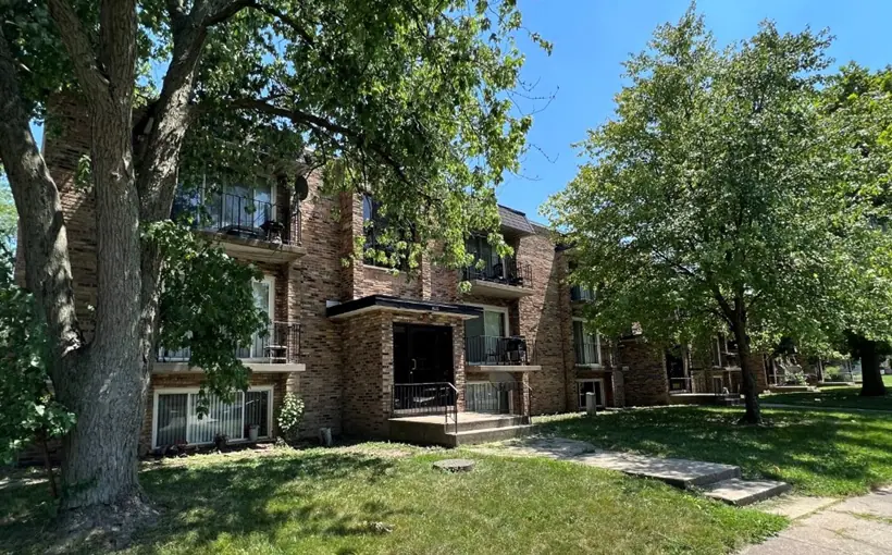 CHI Matteson apartment portfolio Essex Realty