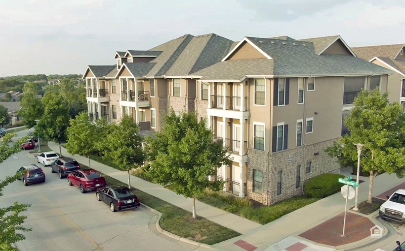 Cantor Fitzgerald and BH Companies acquired West End at City Center, a 309-unit multifamily property in Lenexa, Kansas