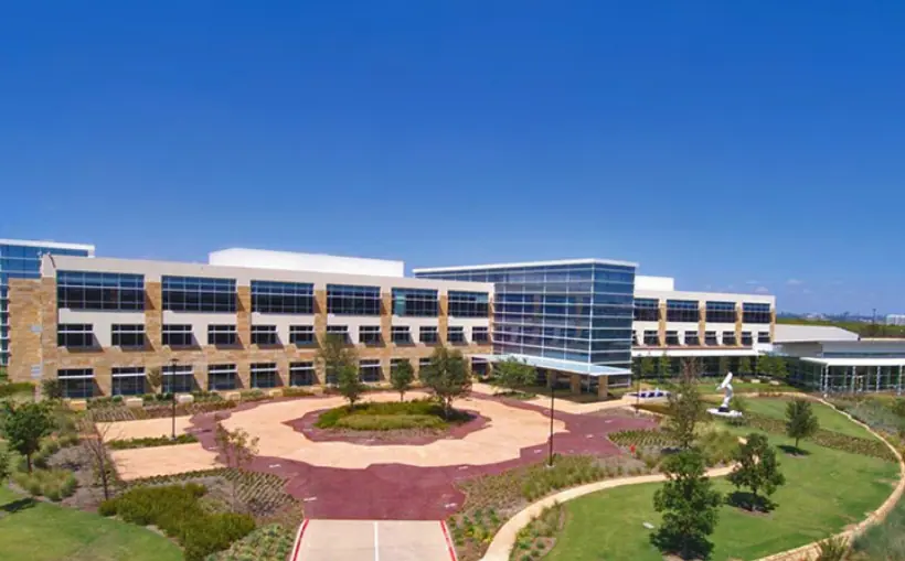 Fluor trying to convert Irving HQ to residences