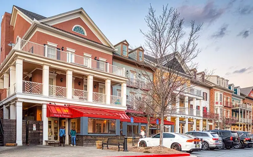 South Coast Commercial has purchased the Ivy Walk neighborhood retail center in Smyrna, GA for $18.5 million.