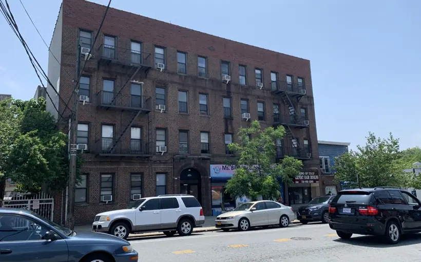 2820 Middletown Rd., a 30-unit multifamily property in the Bronx's Pelham Bay neighborhood, has sold for $4.7 million