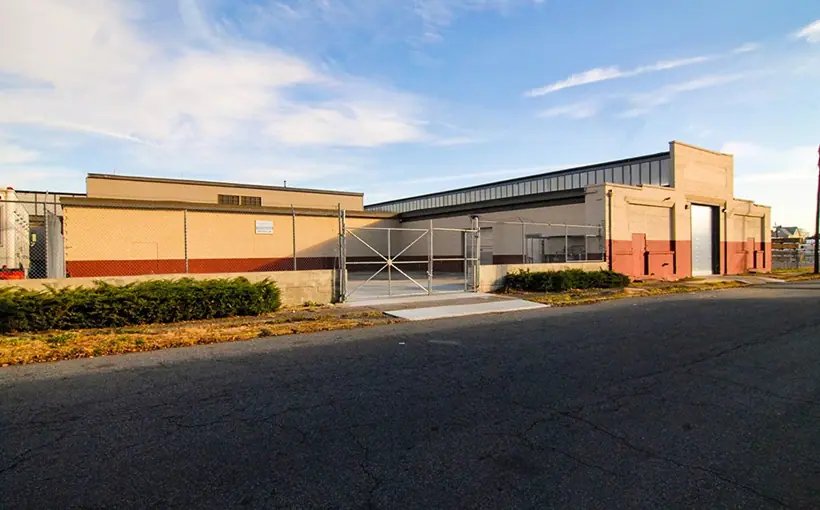 JLL arranged acquisition financing on behalf of Timberline Real Estate for a Paterson, NJ warehouse with industrial outdoor storage space