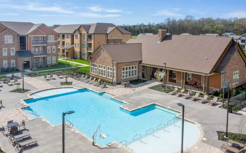 Denholtz Properties has acquired Overall Creek apartments in Murfreesboro, TN with $76.8-million from Natixis Corporate and Investment Banking.