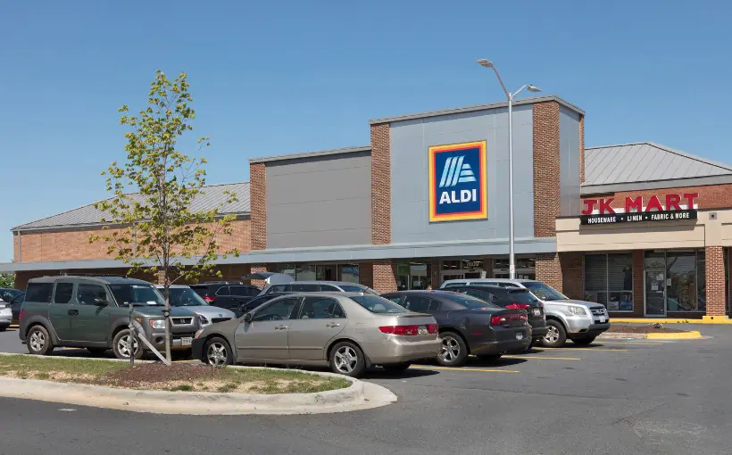 Granite Canyon Partners has acquired the Takoma Langley Crossroads shopping center in Takoma Park, MD.