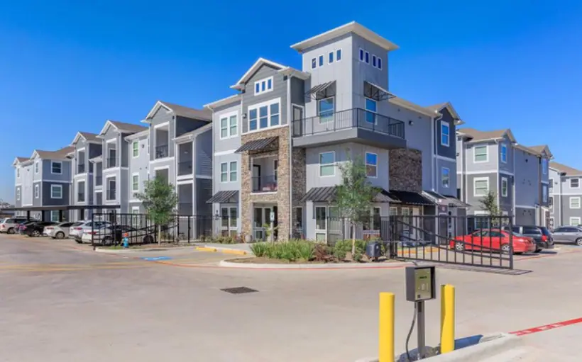 Northmarq secures $13.4 million refinancing for Houston's Aria on Bellfort