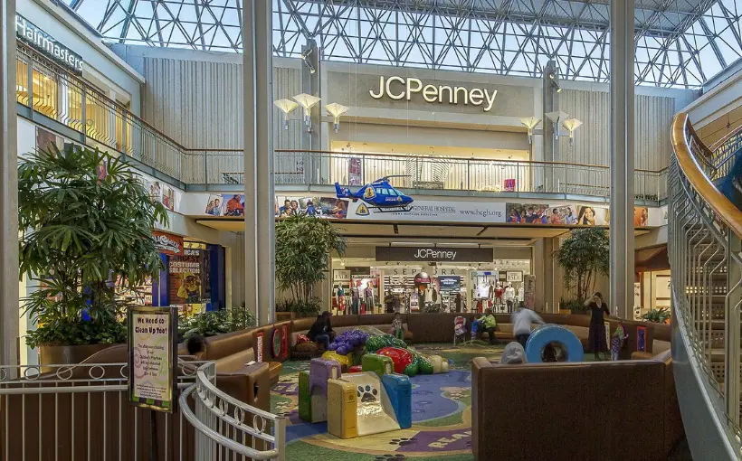 The Meridian Group and Martin-Diamond Properties have purchased a five-store portfolio of JC Penney stores for $53 million.