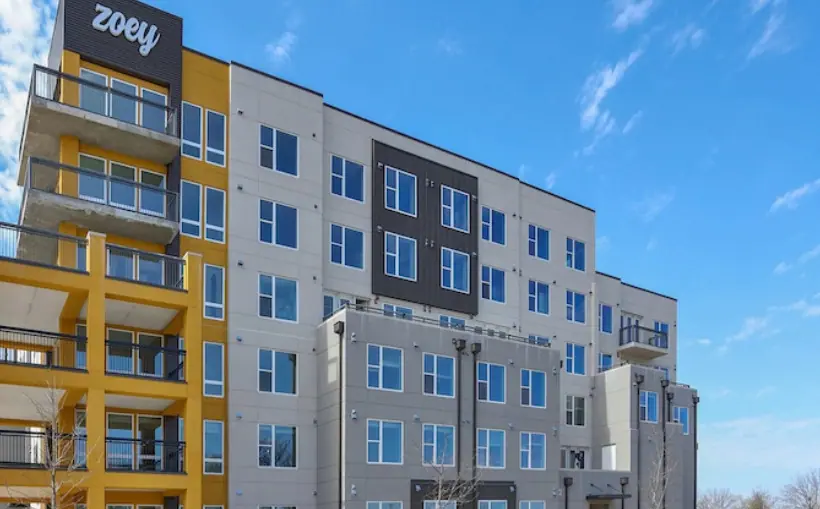 Austin's 306-unit Zoey sells to Sterling Equities