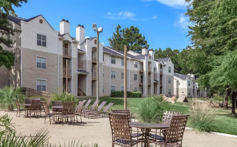 Beach Real Estate Funds, LLC, an affiliate of The Beach Company, has acquired Waters Edge at Harbison apartments in Columbia, SC for $32.4 million.