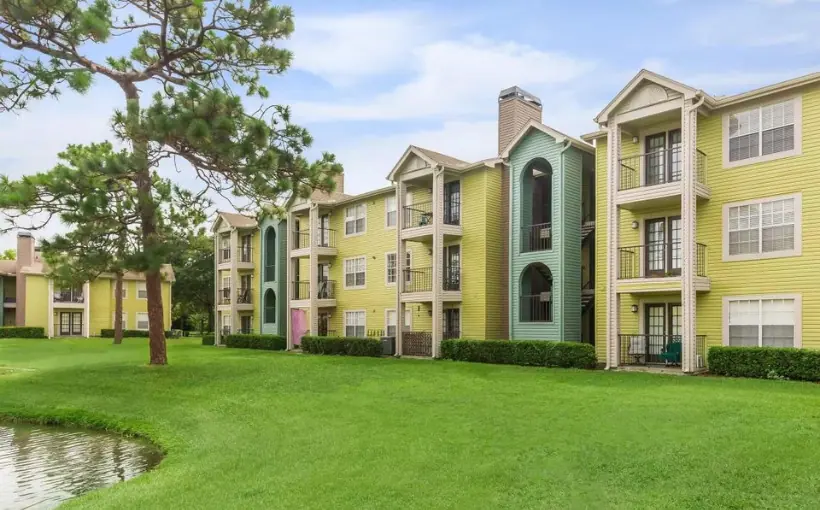 Triwest Multifamily has acquired the 1020 at Winter Springs apartments complex in Winter Springs, FL for $47.3 million.