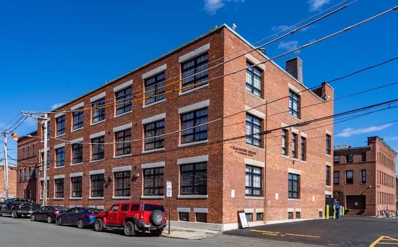 GI Partners has acquired the Blackstone Science Square life science building on Putnam Avenue in Cambridge, MA.