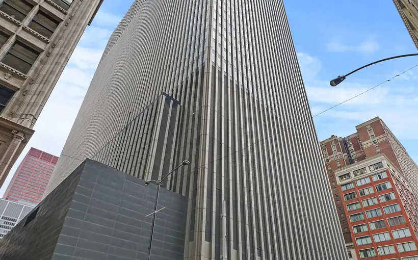 55 East Monroe is a 1.25-million-square-foot office property in downtown Chicago