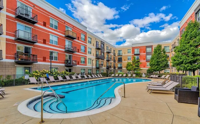 Avant at the Arboretum is an apartment complex in Lisle, IL, owned by JVM Realty