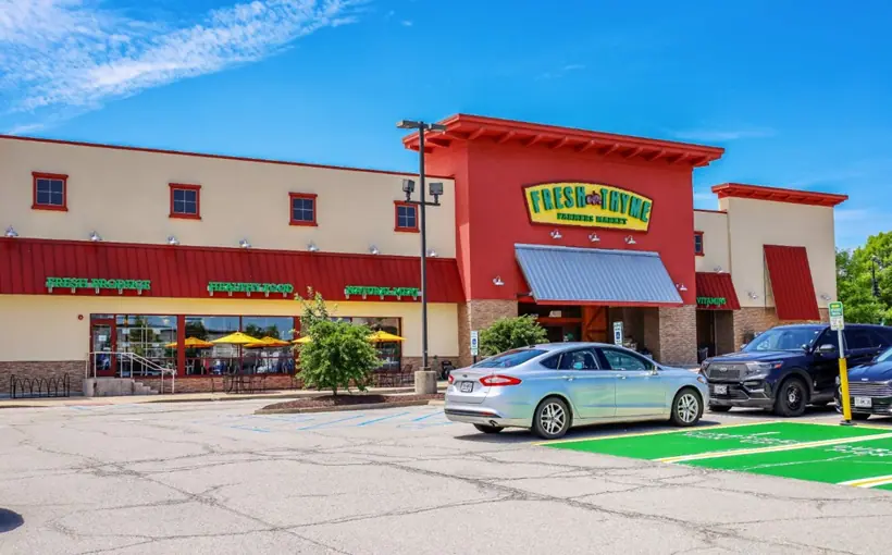 River City Marketplace is a grocery-anchored shopping center in O’Fallon, MO