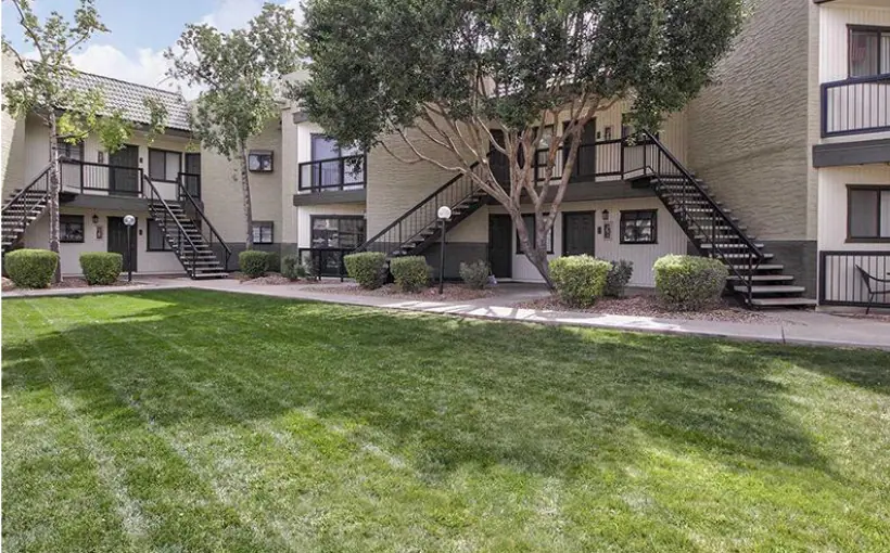 Institutional Property Advisors Brokers two SW Apartment Communities