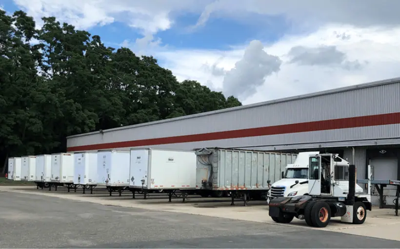 AIS Development Inc., has purchased the Enfield Distribution Center at 35 Manning Road in Enfield, CT for $15 million.