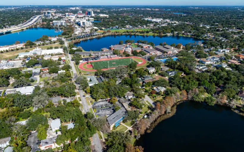 Florida Hospital Association has sold its Highland Avenue campus in downtown Orlando, FL for $4 million.