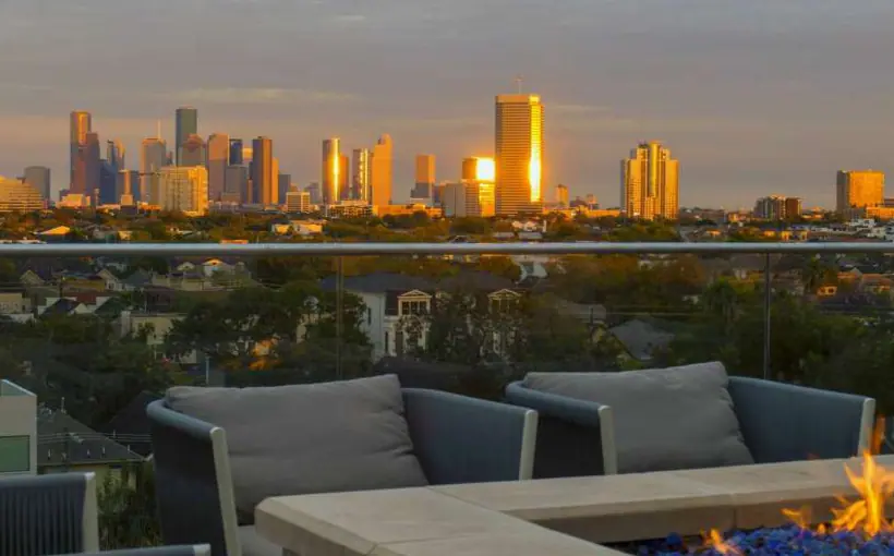 Dallas, Houston lead nation in apartment deals