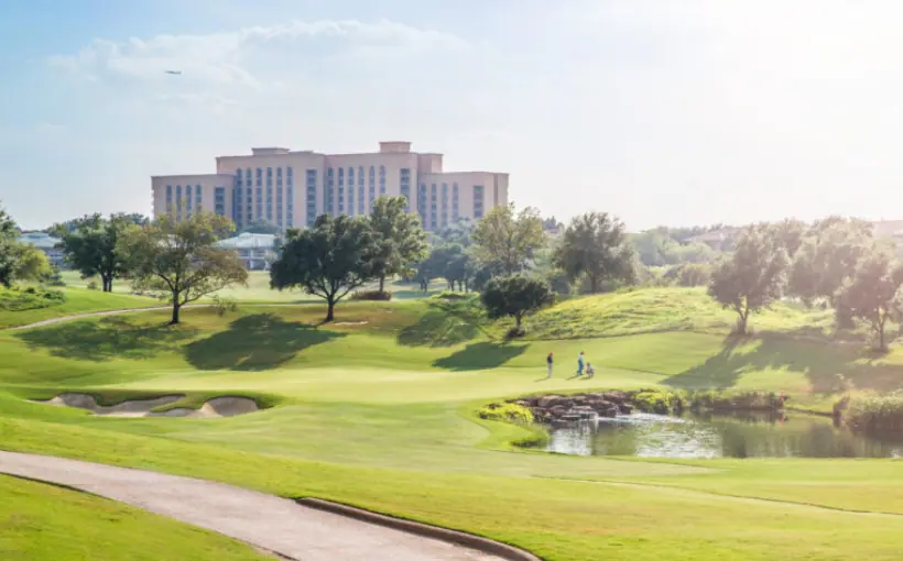 JV to convert Las Colinas 4 Seasons into Ritz-Carlton
