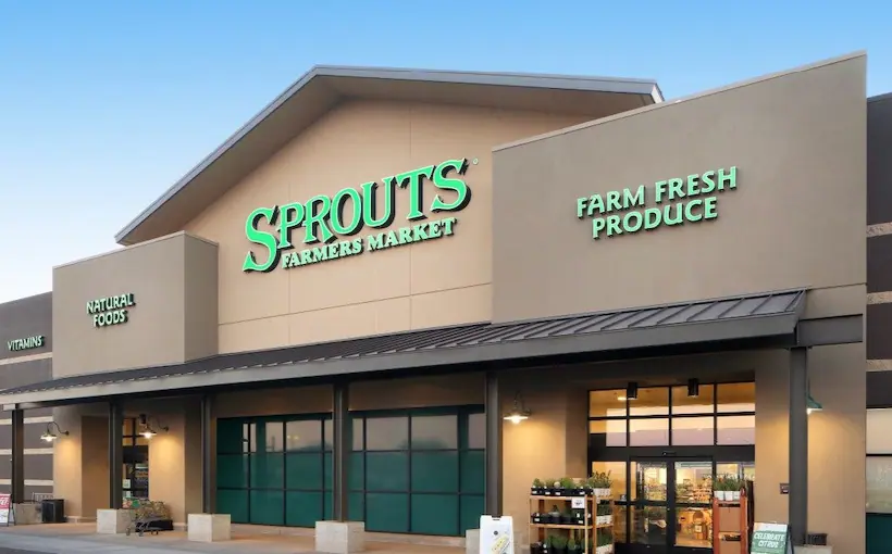 Phoenix-Area shopping center sells for $40 million