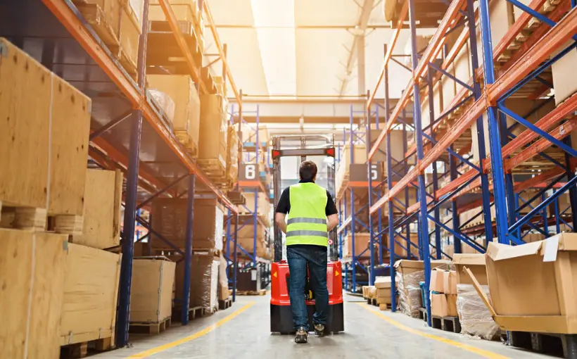 IG Logistics LLC and Meadow Partners have acquired a 58,400-square-foot warehouse in North Billerica, MA for $10.8 million.