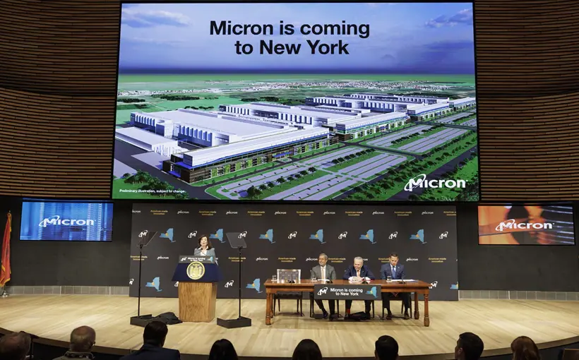 New York State leaders joined officials from Micron in announcing that the semiconductor maker will build a manufacturing facility in upstate New York at a cost of $100 billion over 20 years