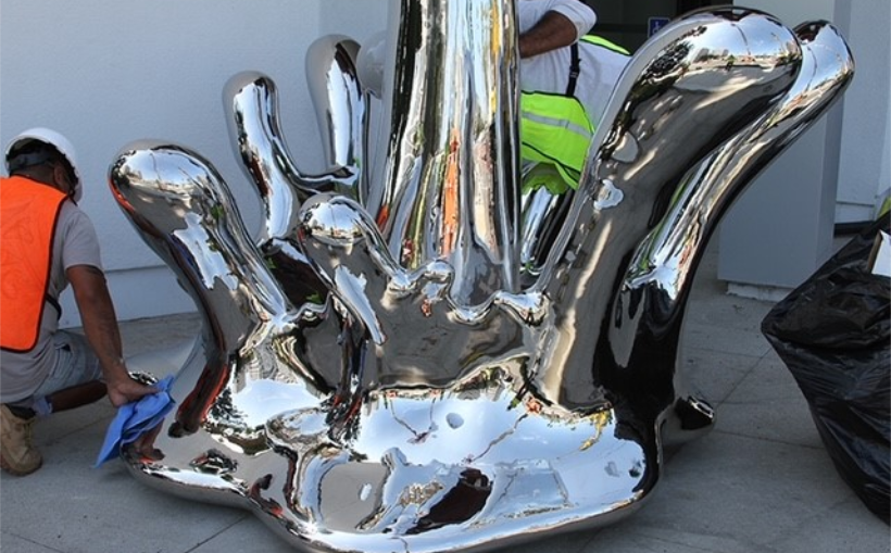 Irvine's New Skyloft Apartments Debuts Dramatic Sculpture