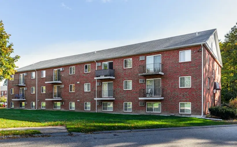 Brady Sullivan Properties paid $29.1 million for White Cliffs at Dover apartments in Dover, NH.