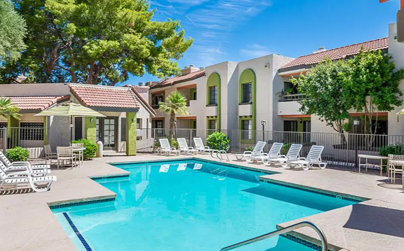 Rise48 Equity Picks up two Phoenix apartments for. $60 million