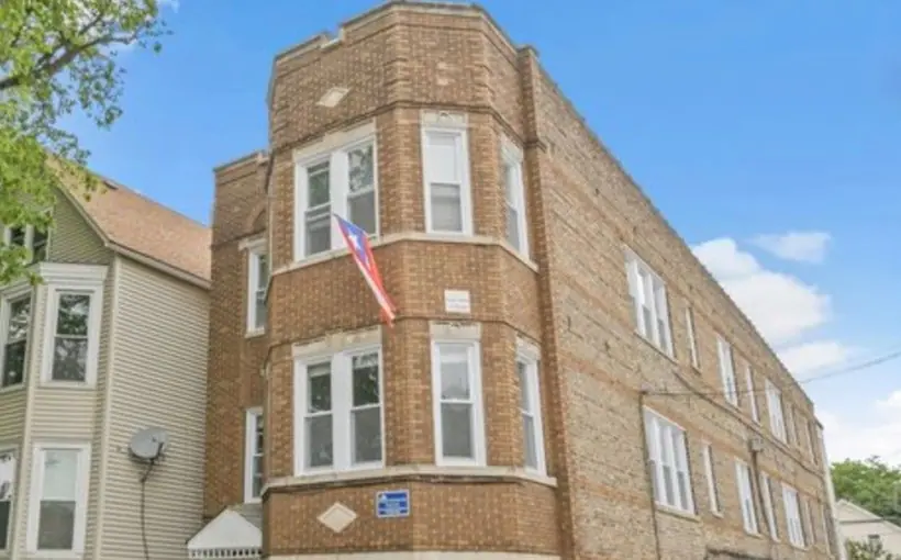 2815 N. Harding Ave. is a five-unit apartment property in Chicago’s Logan Square neighborhood