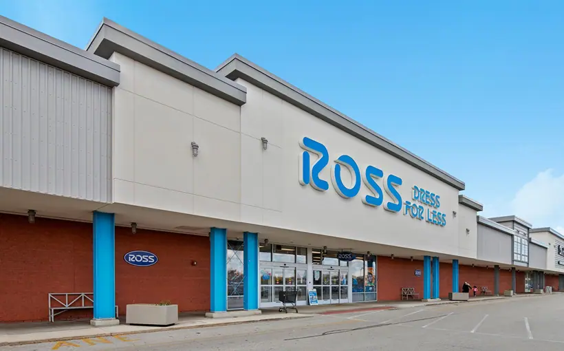 Shoppers World of Brookfield is a 178,784-square-foot community center in the Milwaukee suburb of Brookfield, WI.