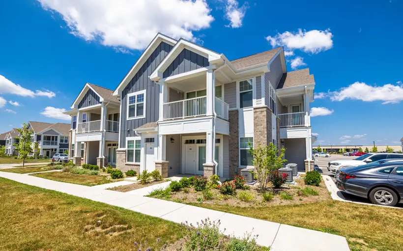 JVM Realty has acquired a 240-unit apartment property in Romeoville, Illinois, to be renamed The Bluffs