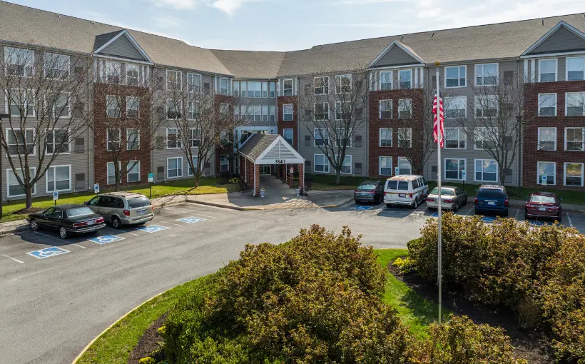 Fairfield Residential has purchased the Guardian Place multifamily complex in Richmond, VA for $25.7 million.
