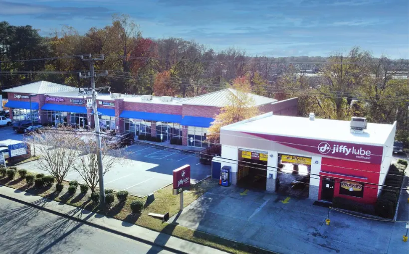 Kings Creek Shoppes on Indian River Road in Virginia Beach, VA has been sold for $2.5 million.