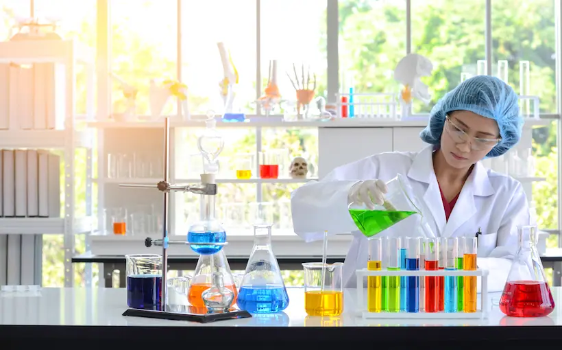 Life Sciences Lab Worker generic image