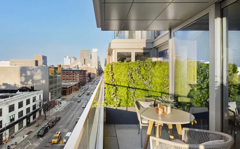 The real estate development team behind 547 W. 47th Street in Manhattan has begun closings on sales at the condominium project
