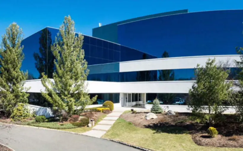 Oak Hill Park, a medical office complex in Wayne, NJ, has been sold for $22,250,000