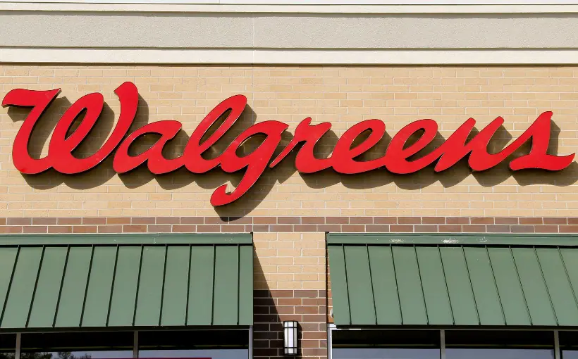 The Walgreens-leased building at 509 Collins Avenue in Miami Beach, FL has sold for $35.3 million.