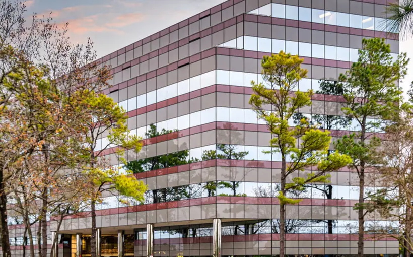 World Houston Place bought by DMZI, hire Stream to lease