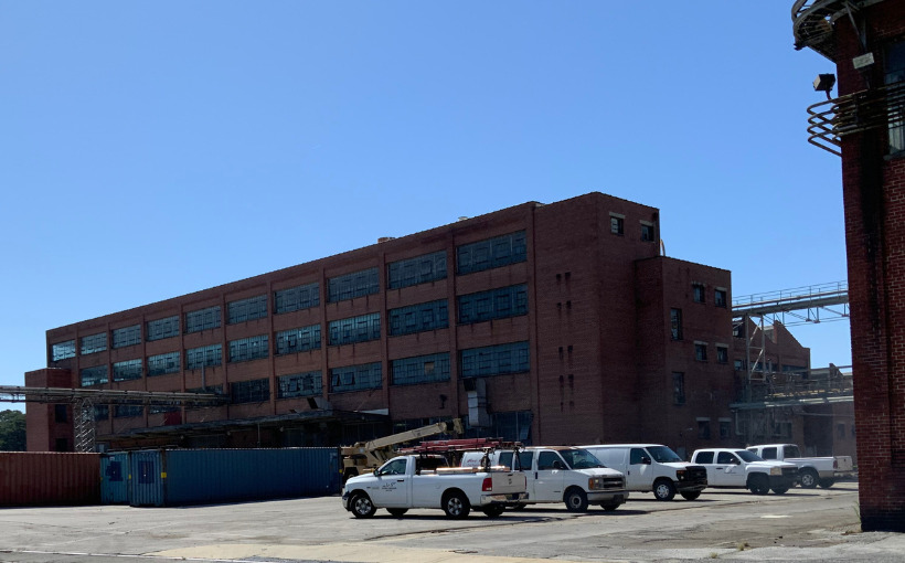 Phoenix Investors has acquired a three-million-square-foot industrial campus in Gadsden, AL amid hopes of the deal bringing 1,200 jobs to the area.