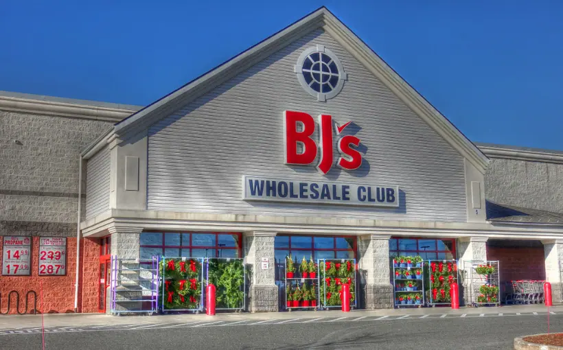 Inland Private Capital Corporation has facilitated the sale of the BJ’s Wholesale Club at 5100 Wellington Road in Gainesville, VA at a price resulting in a total return of 192.80%.