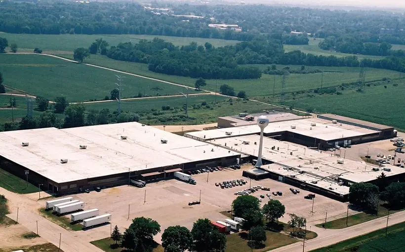 Coldwell Banker Commercial McGuire Mears & Associates brokered the sale of a 488,000-square-foot, multi-tenant industrial property in Freeport, IL