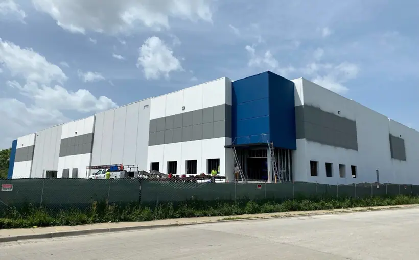 Colliers represented seller DSI Development in the sale of a Maywood, IL industrial facility to a California investor making its first Chicago-area acquisition